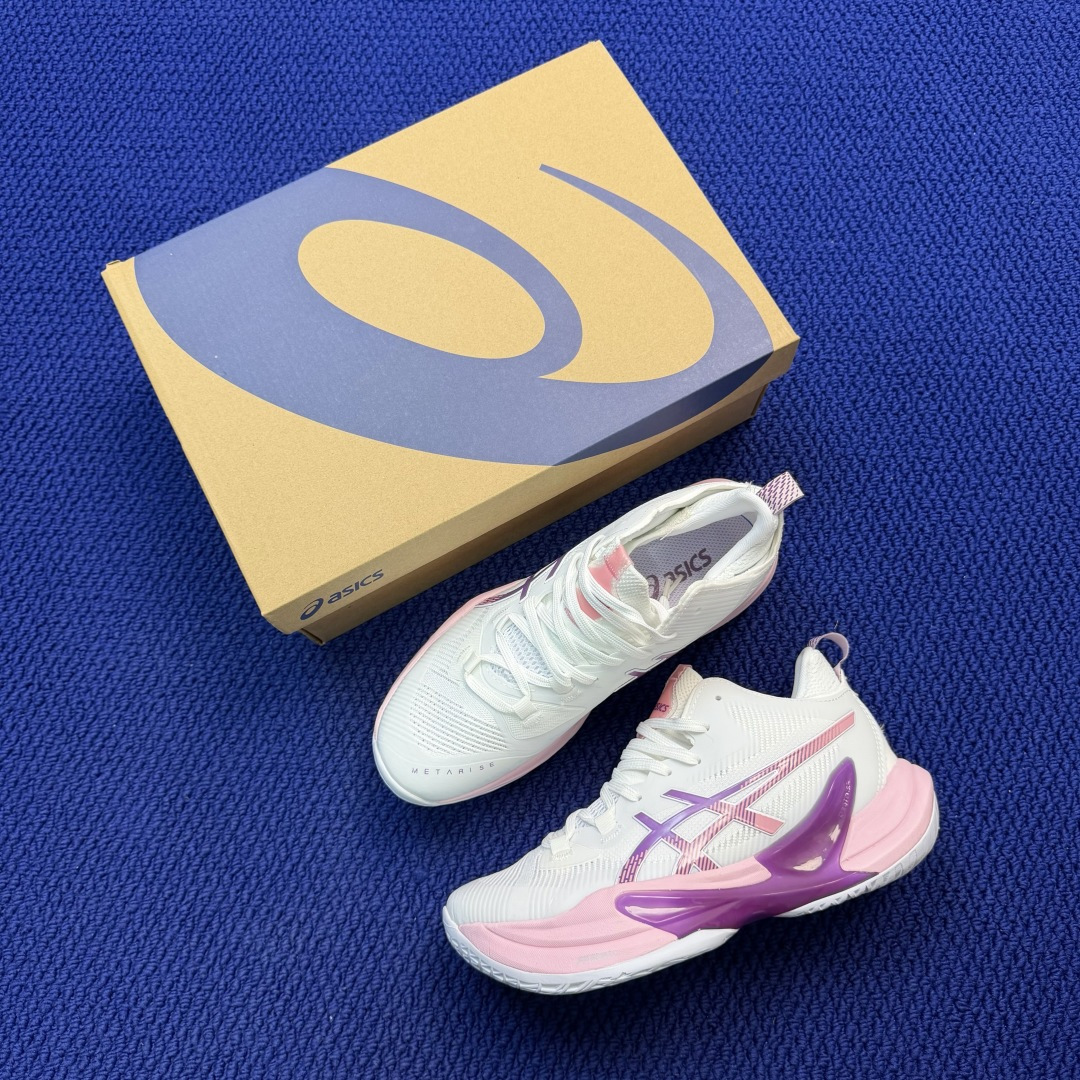 亚瑟士中帮训练鞋！Asics Metarise 2.0树脂加工的网眼材料的鞋面结构为脚的运动提供了耐用性