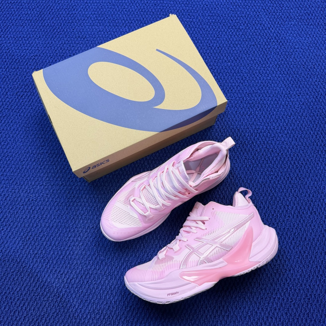 亚瑟士中帮训练鞋！Asics Metarise 2.0树脂加工的网眼材料的鞋面结构为脚的运动提供了耐用性
