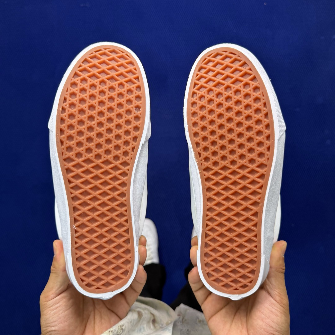 虎扑版！Vans Knu-Skool 低帮 KK24纯原级别外贸订单！万斯经典 硫化翻毛皮板鞋 粗宽立体