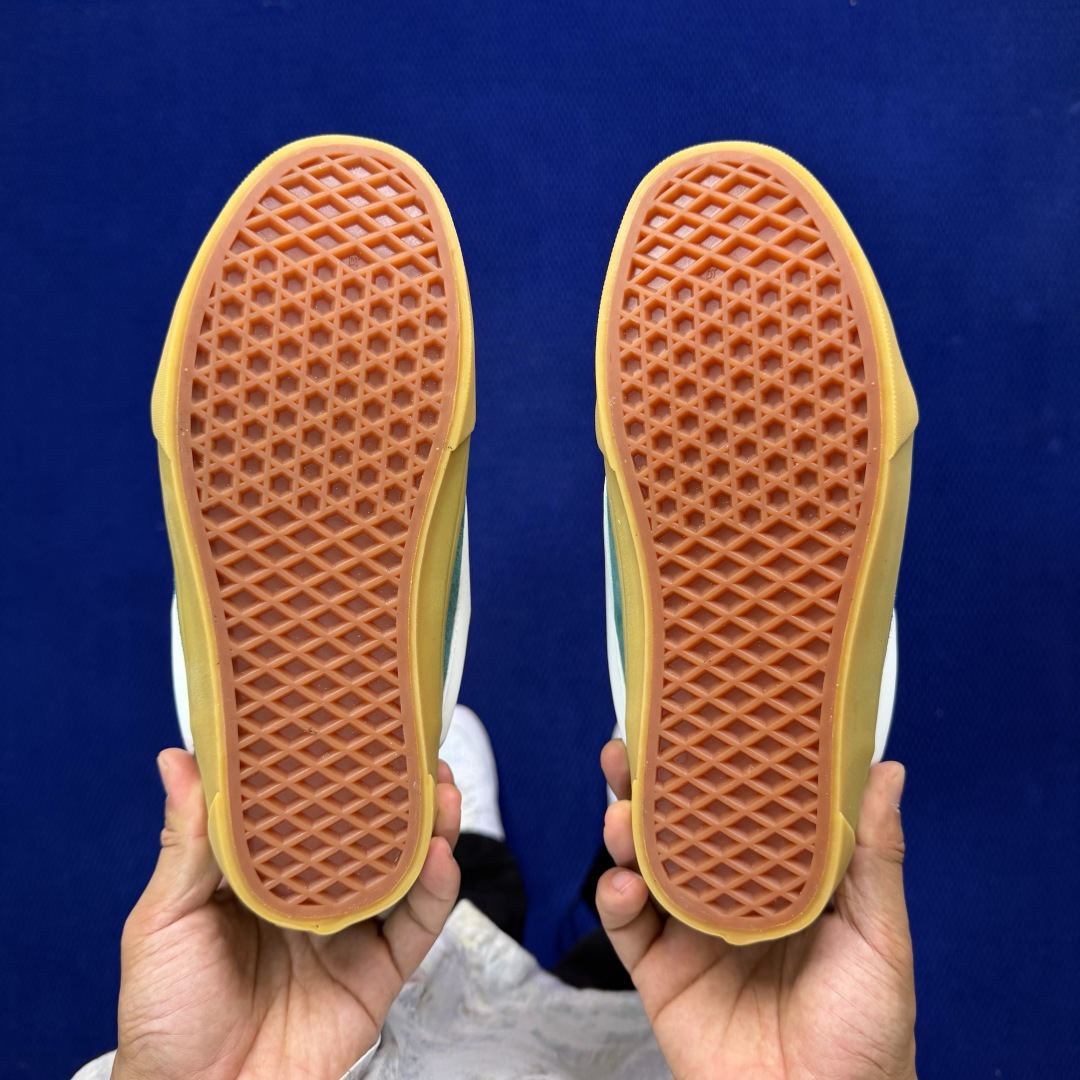 虎扑版！Vans Knu-Skool 低帮 KK52纯原级别外贸订单！万斯经典 硫化翻毛皮板鞋 粗宽立体