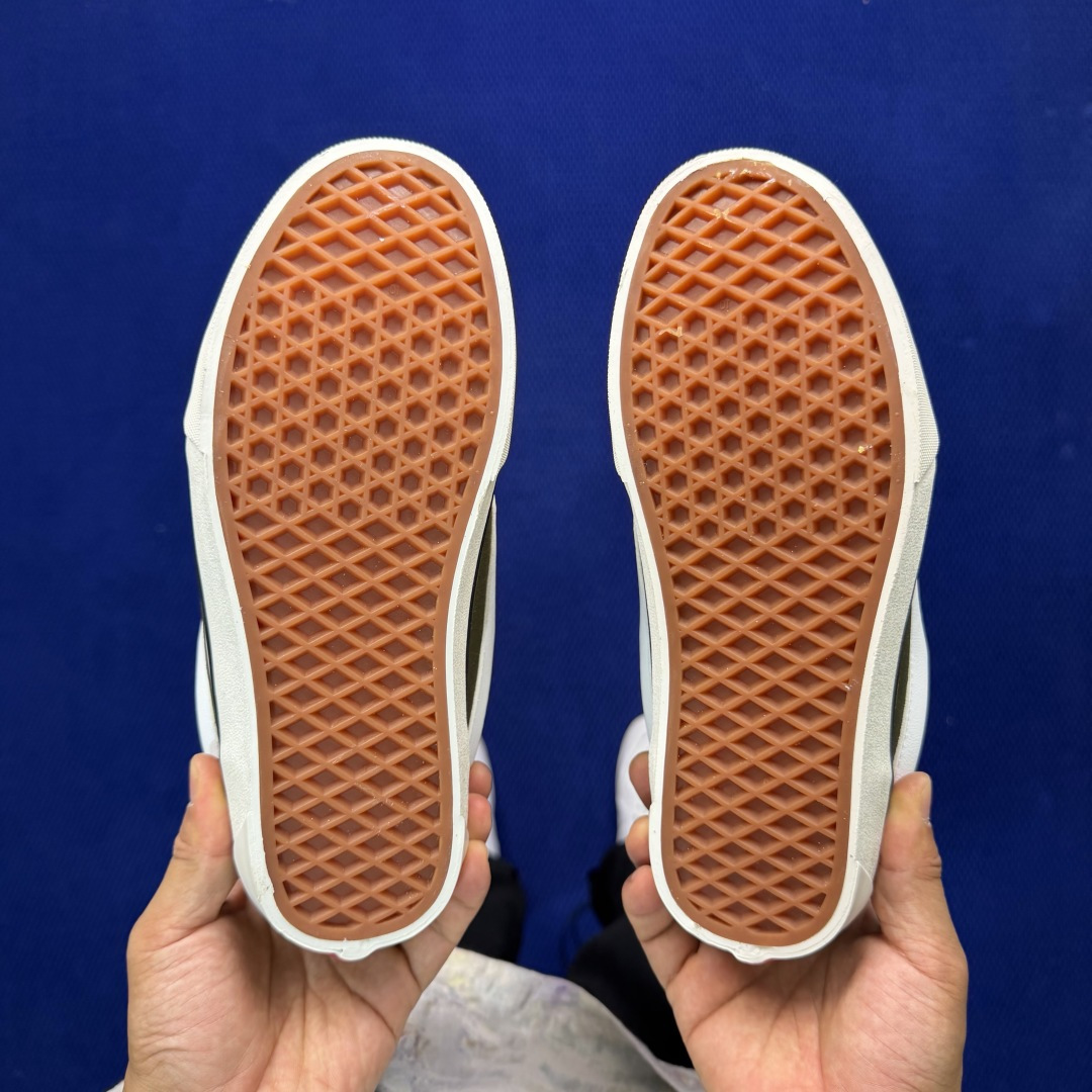 虎扑版！Vans Knu-Skool 低帮 KK31纯原级别外贸订单！万斯经典 硫化翻毛皮板鞋 粗宽立体