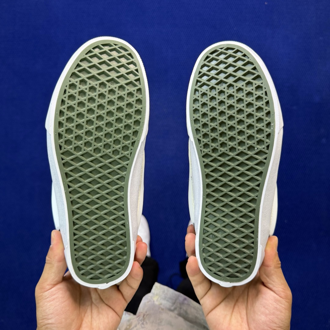 虎扑版！Vans Knu-Skool 低帮 KK22纯原级别外贸订单！万斯经典 硫化翻毛皮板鞋 粗宽立体