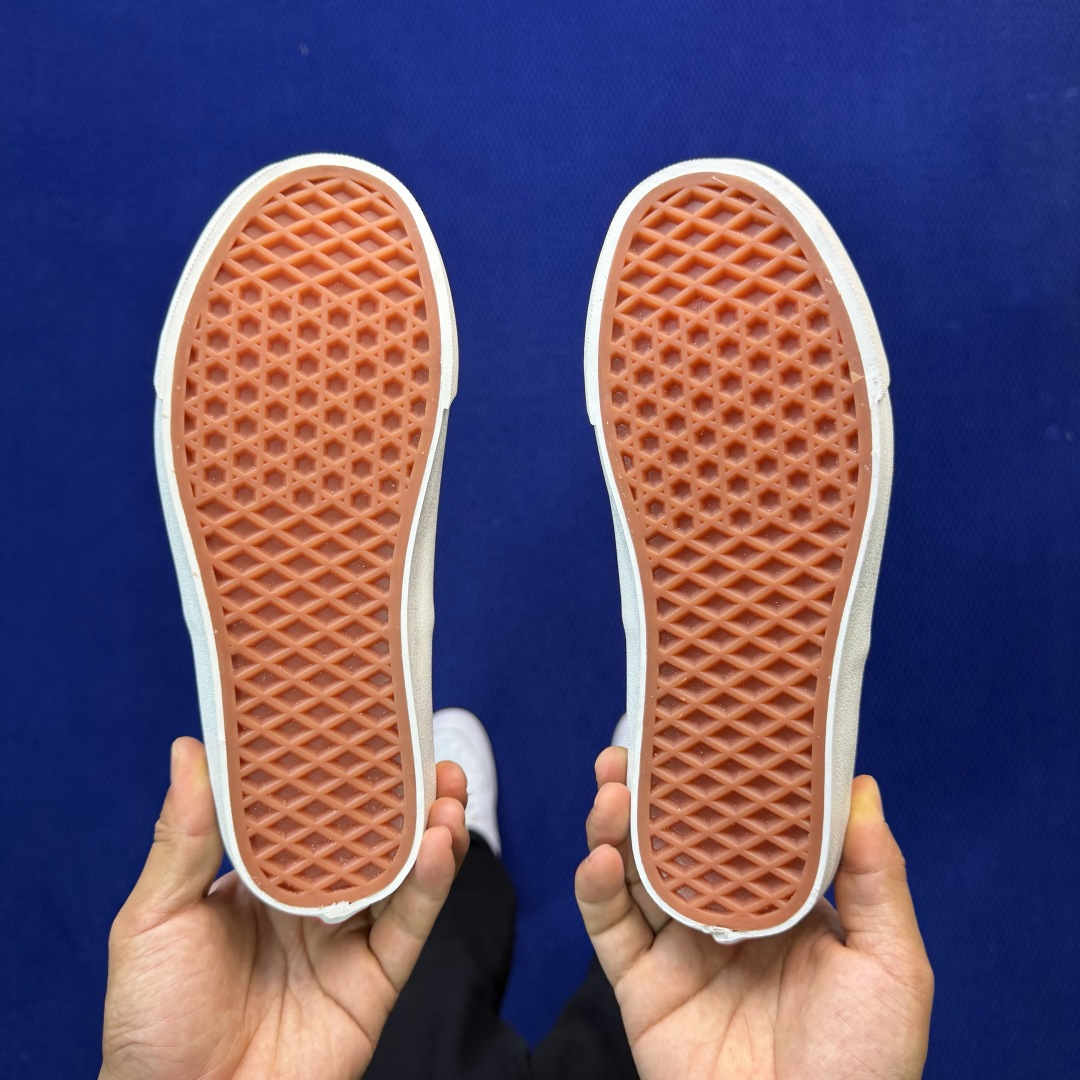 虎扑版！Vans Authentic 安纳海姆 052V纯原级别外贸订单！万斯经典 硫化帆布板鞋正品海鸥