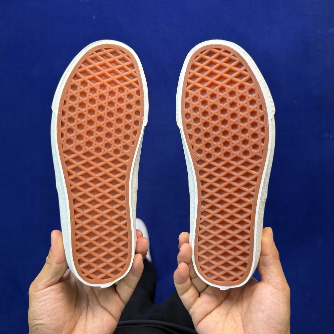 虎扑版！Vans Authentic 安纳海姆 060V纯原级别外贸订单！万斯经典 硫化帆布板鞋正品海鸥