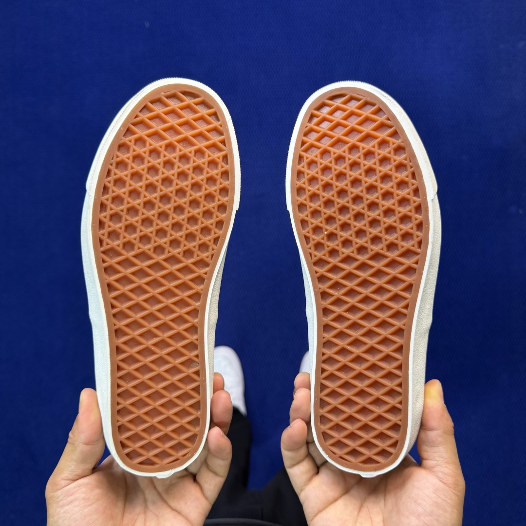 虎扑版！Vans Authentic 安纳海姆 053V纯原级别外贸订单！万斯经典 硫化帆布板鞋正品海鸥