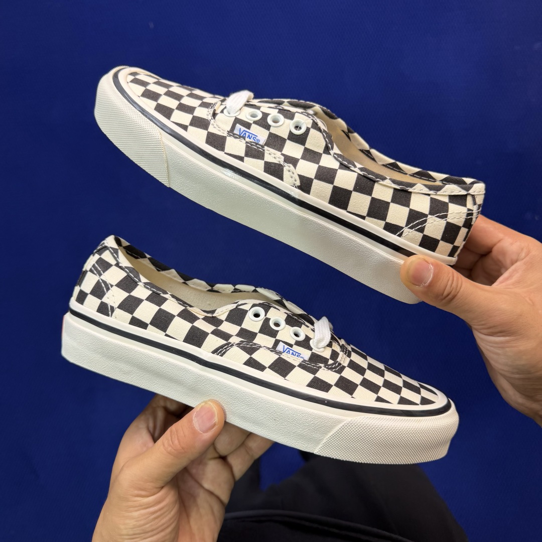 虎扑版！Vans Authentic 安纳海姆 053V纯原级别外贸订单！万斯经典 硫化帆布板鞋正品海鸥