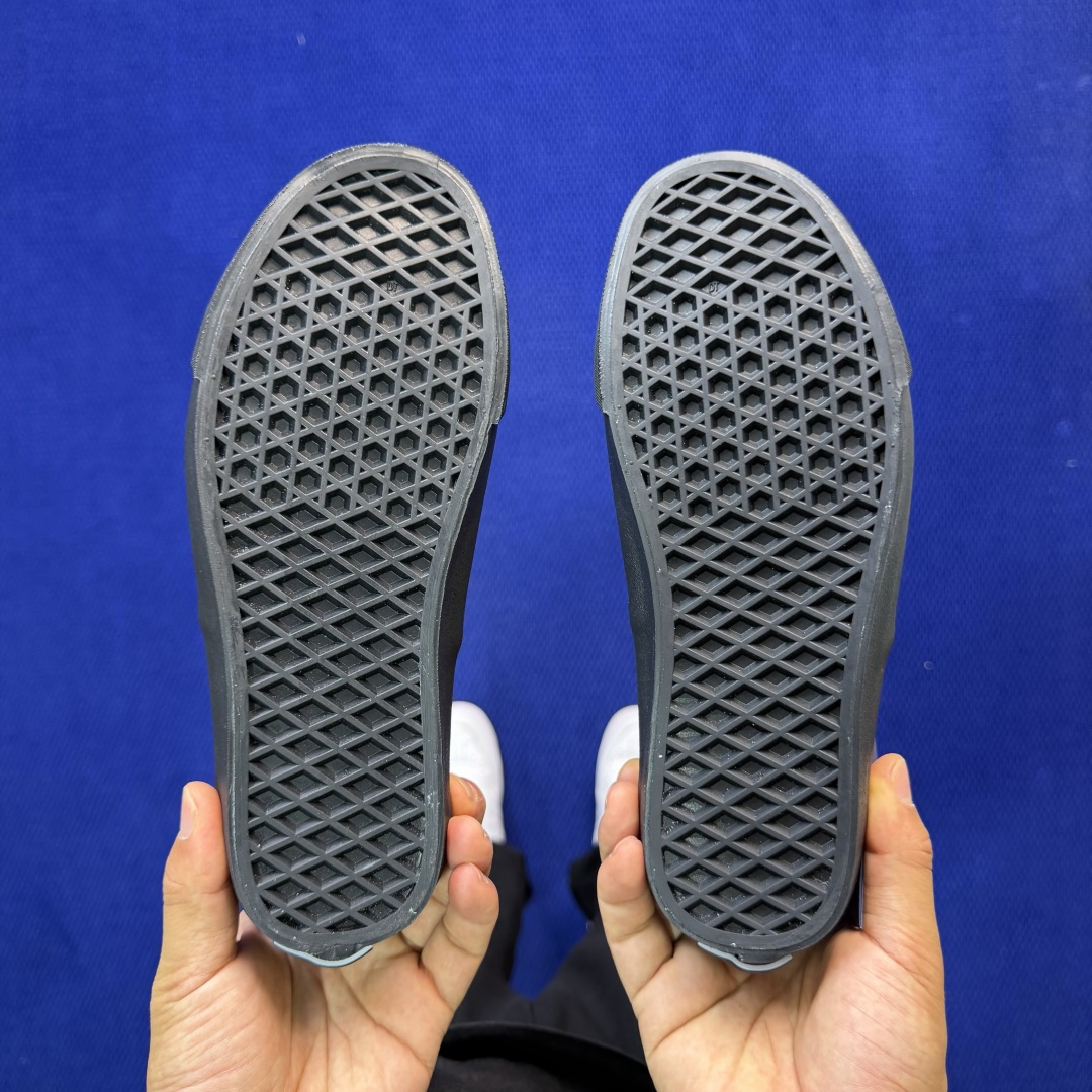 虎扑版！Vans Authentic 安纳海姆 126V纯原级别外贸订单！万斯经典 硫化帆布板鞋正品海鸥