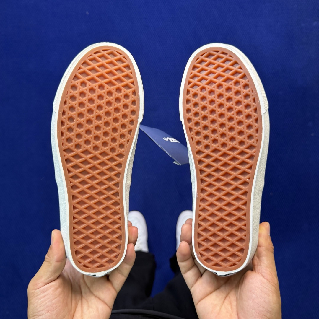 虎扑版！Vans Authentic 安纳海姆 130V纯原级别外贸订单！万斯经典 硫化帆布板鞋正品海鸥