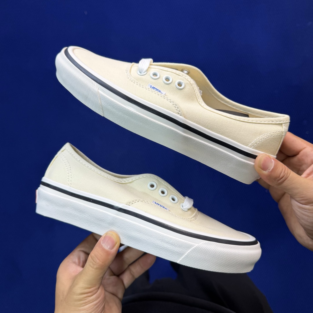 虎扑版！Vans Authentic 安纳海姆 056V纯原级别外贸订单！万斯经典 硫化帆布板鞋正品海鸥