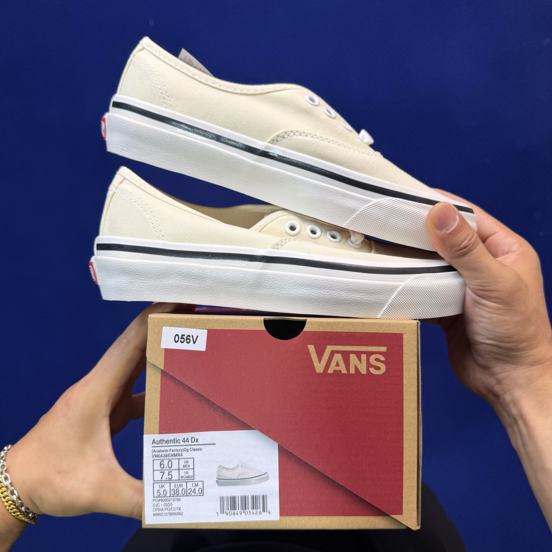 虎扑版！Vans Authentic 安纳海姆 056V纯原级别外贸订单！万斯经典 硫化帆布板鞋正品海鸥