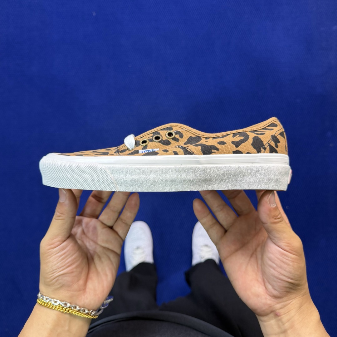 虎扑版！Vans Authentic 安纳海姆 079V纯原级别外贸订单！万斯经典 硫化帆布板鞋正品海鸥