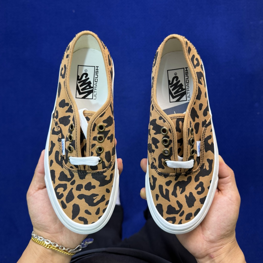 虎扑版！Vans Authentic 安纳海姆 079V纯原级别外贸订单！万斯经典 硫化帆布板鞋正品海鸥