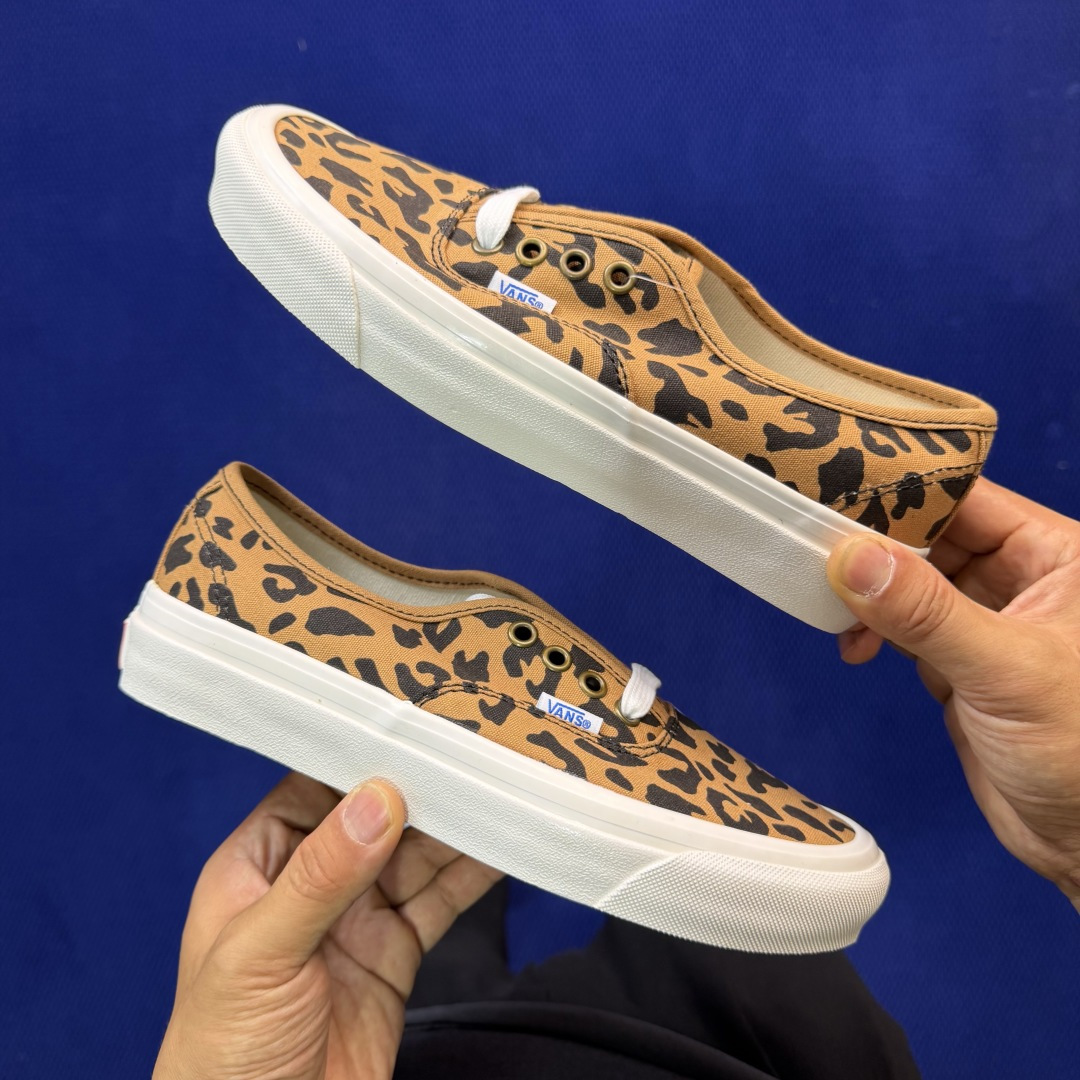 虎扑版！Vans Authentic 安纳海姆 079V纯原级别外贸订单！万斯经典 硫化帆布板鞋正品海鸥