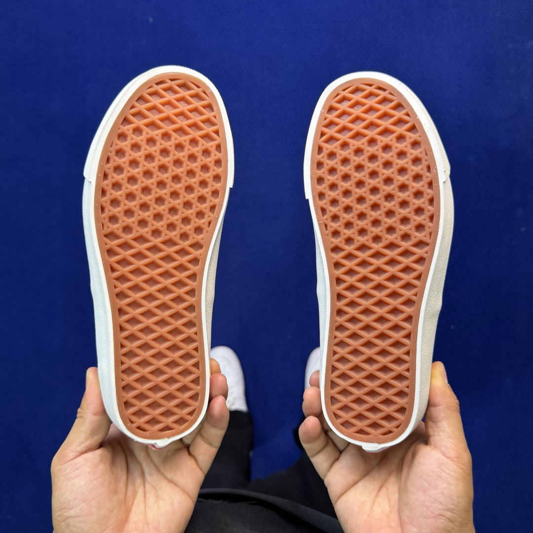 虎扑版！Vans Authentic 安纳海姆 061V纯原级别外贸订单！万斯经典 硫化帆布板鞋正品海鸥