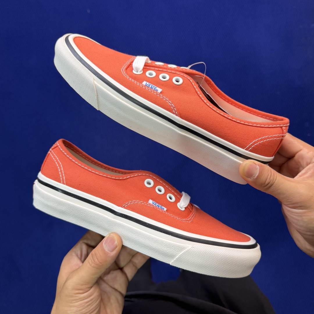 虎扑版！Vans Authentic 安纳海姆 061V纯原级别外贸订单！万斯经典 硫化帆布板鞋正品海鸥