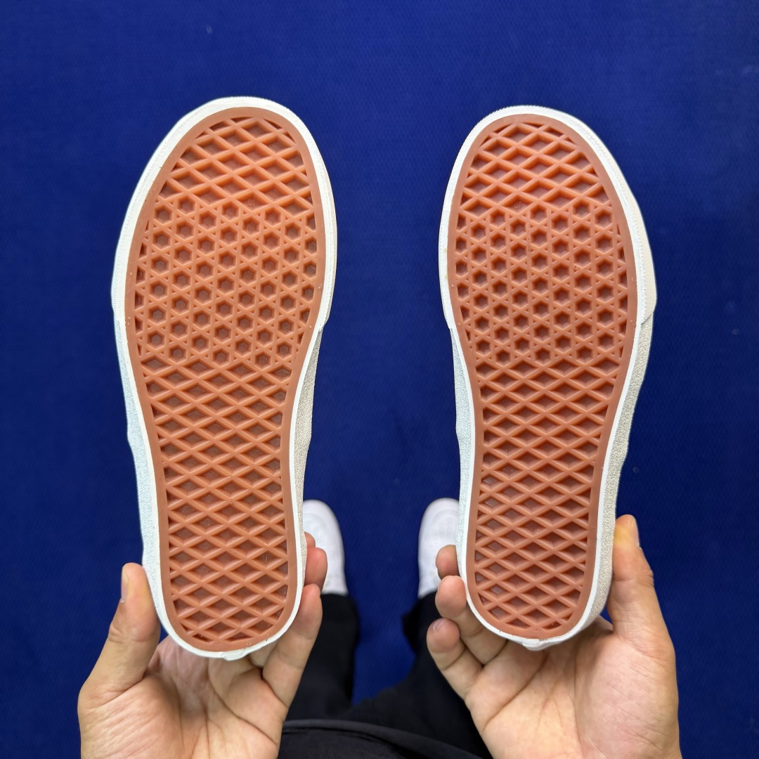 虎扑版！Vans Authentic 安纳海姆 080V纯原级别外贸订单！万斯经典 硫化帆布板鞋正品海鸥