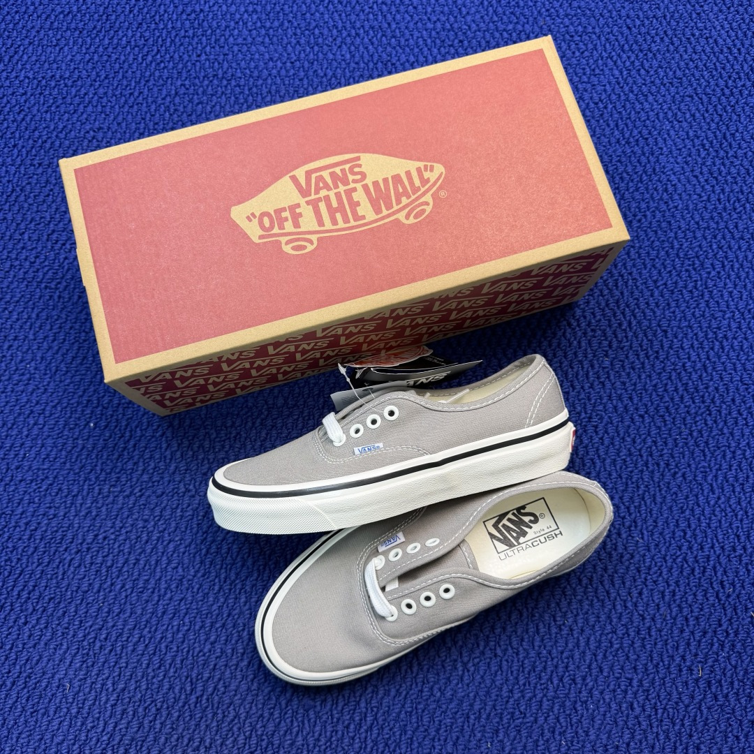 虎扑版！Vans Authentic 安纳海姆 064V纯原级别外贸订单！万斯经典 硫化帆布板鞋正品海鸥