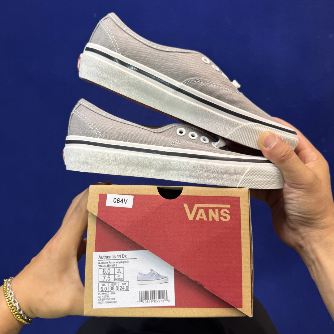 虎扑版！Vans Authentic 安纳海姆 064V纯原级别外贸订单！万斯经典 硫化帆布板鞋正品海鸥