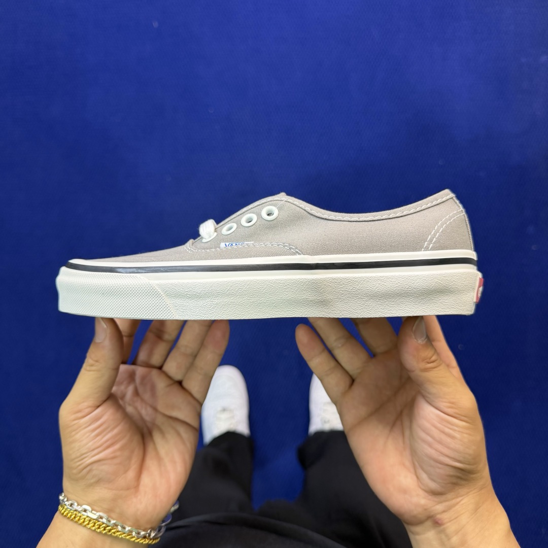 虎扑版！Vans Authentic 安纳海姆 064V纯原级别外贸订单！万斯经典 硫化帆布板鞋正品海鸥