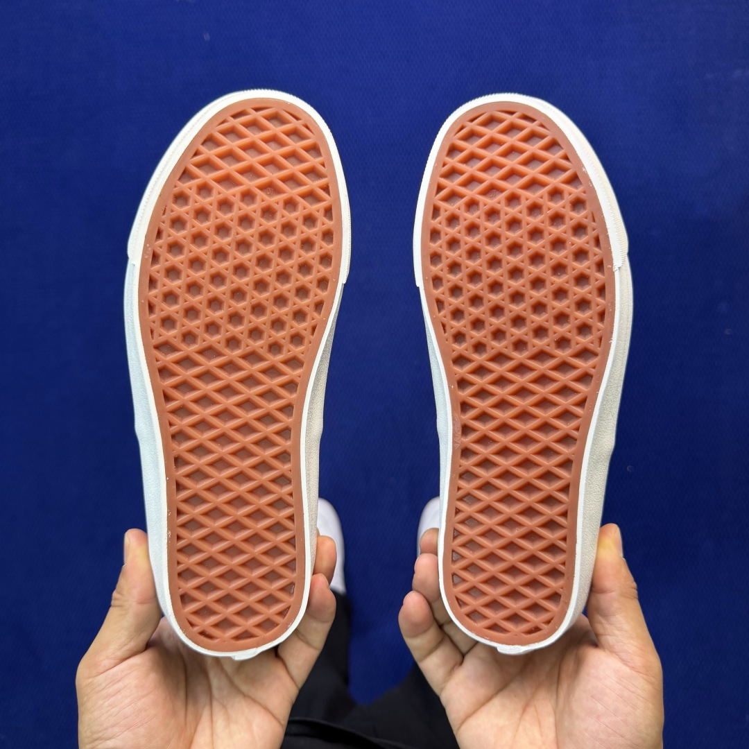 虎扑版！Vans Authentic 安纳海姆 050V纯原级别外贸订单！万斯经典 硫化帆布板鞋正品海鸥