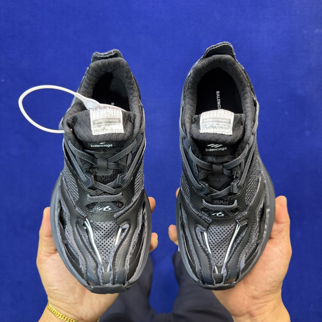 巴黎世家26代 Balenciaga巴黎世家 Jet 压纹印花 圆头厚底4.25cm 低帮 老爹鞋 黑色