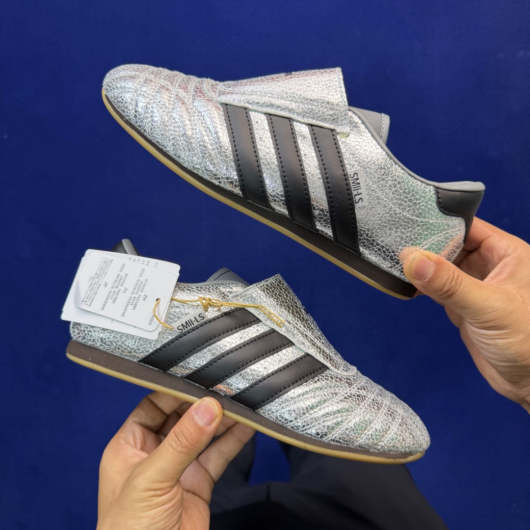 adidas originals Taekwondo 跆拳道训练鞋第6色:JH9664 全包鞋舌黑银尺码