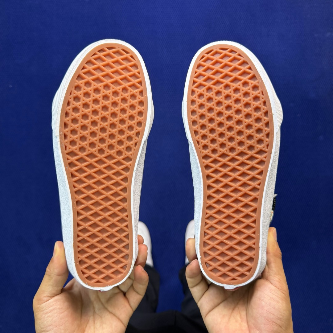 虎扑版！Vans Sk8-Hi 高帮 5-11纯原级别外贸订单！万斯经典 硫化帆布板鞋正品海鸥线 鞋头包
