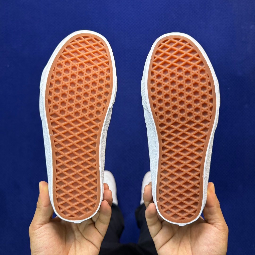 虎扑版！Vans Sk8-Hi 高帮 086V纯原级别外贸订单！万斯经典 硫化帆布板鞋正品海鸥线 鞋头包