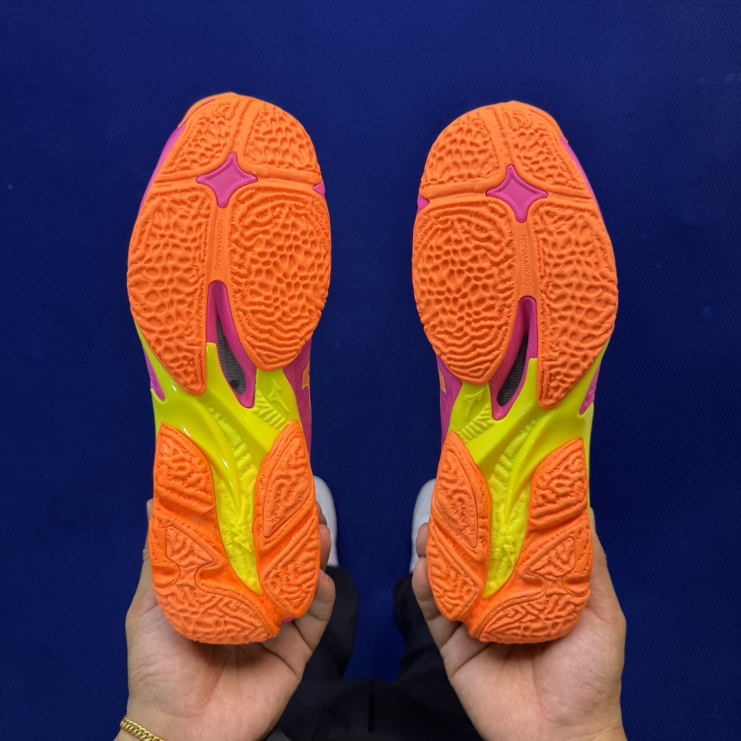 外贸爆款 Mizuno Wave Lightning ELITE 排球鞋 共4色！货号：V1GA 霓虹橙