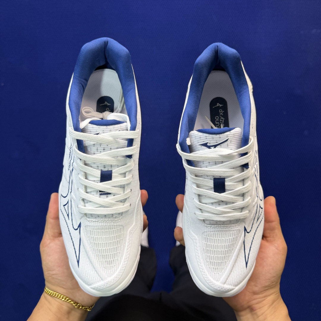 外贸爆款 Mizuno Wave Lightning ELITE 排球鞋 共4色！货号：V1GA 尺码：