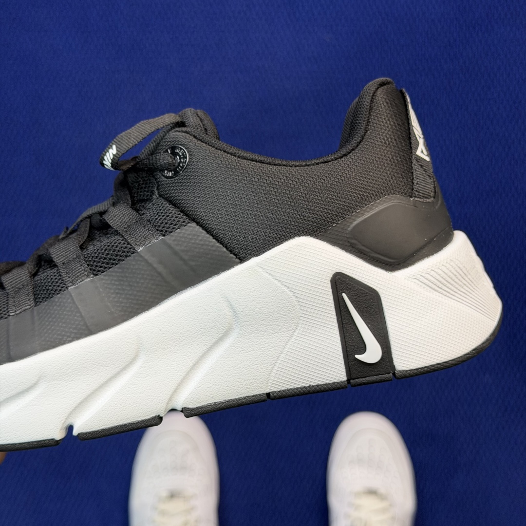 Nike Free Metcon 7 综合训练鞋货号：II7406-003 尺码：36-46带半码