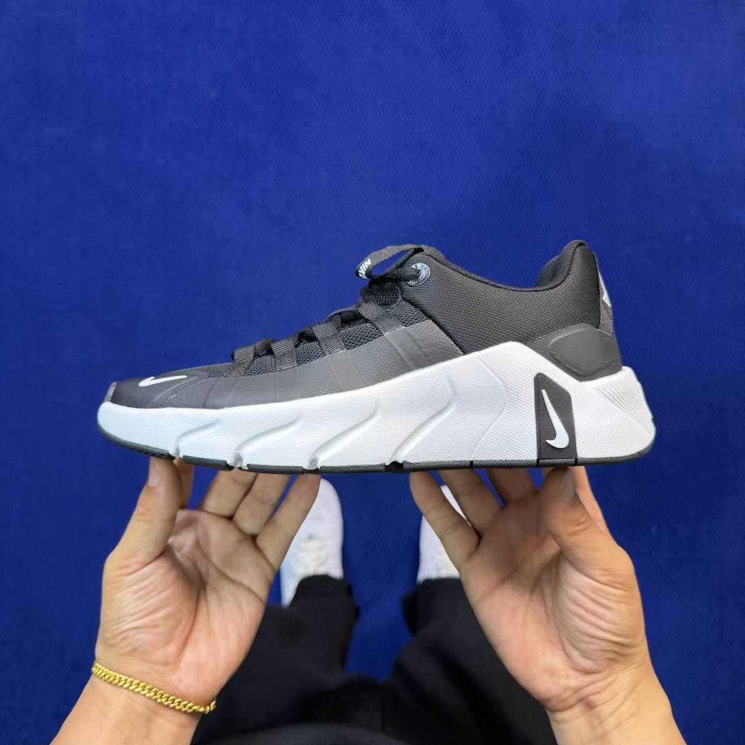 Nike Free Metcon 7 综合训练鞋货号：II7406-003 尺码：36-46带半码