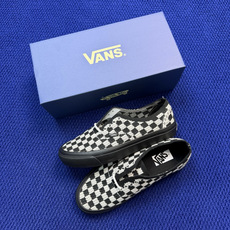虎扑版!Vans Authentic 安纳海姆 格子布黑白 154V纯原级别外贸订单!万斯经典 硫化帆布 虎扑版!Vans Authentic 安纳海姆 格子布黑白 154V纯原级别外贸订单!万斯经典 硫化帆布