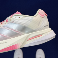 阿迪达跑鞋:波士顿13 第10色:白银粉adidas Adizero Boston 13 马拉松跑步鞋货 阿迪达跑鞋:波士顿13 第10色:白银粉adidas Adizero Boston 13 马拉松跑步鞋货