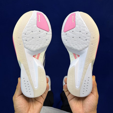 阿迪达跑鞋:波士顿13 第10色:白银粉adidas Adizero Boston 13 马拉松跑步鞋货 阿迪达跑鞋:波士顿13 第10色:白银粉adidas Adizero Boston 13 马拉松跑步鞋货