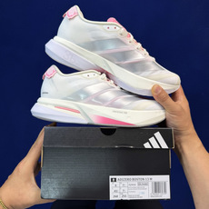 阿迪达跑鞋:波士顿13 第10色:白银粉adidas Adizero Boston 13 马拉松跑步鞋货 阿迪达跑鞋:波士顿13 第10色:白银粉adidas Adizero Boston 13 马拉松跑步鞋货