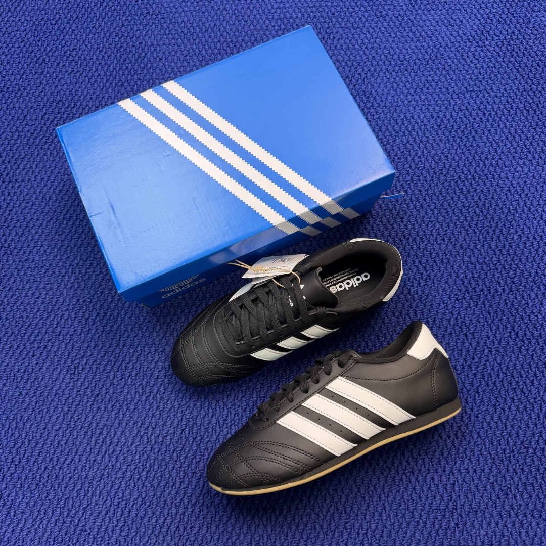 adidas originals Taekwondo 跆拳道训练鞋货号：JS1193 系带黑色尺码：36
