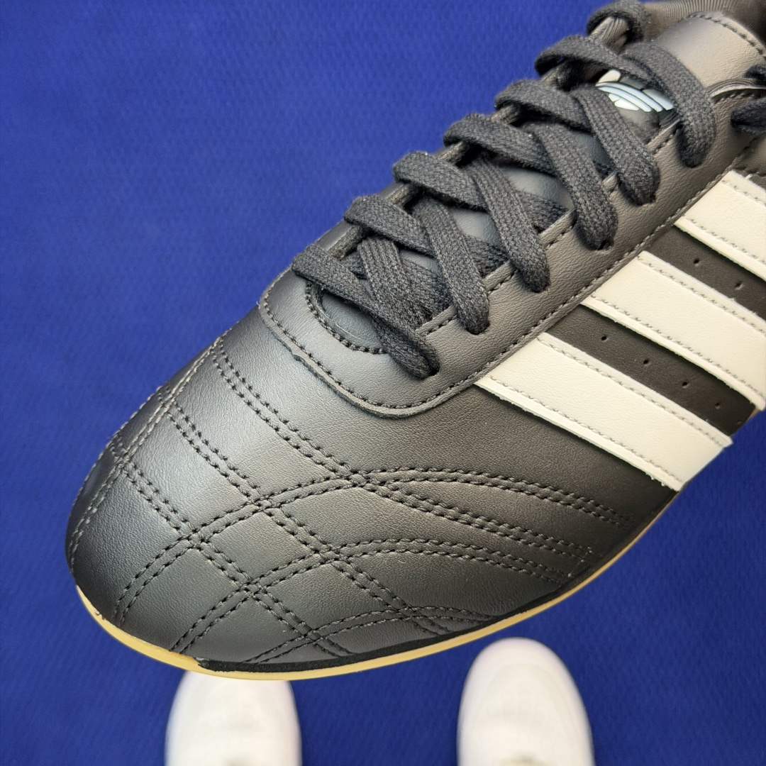 adidas originals Taekwondo 跆拳道训练鞋货号：JS1193 系带黑色尺码：36
