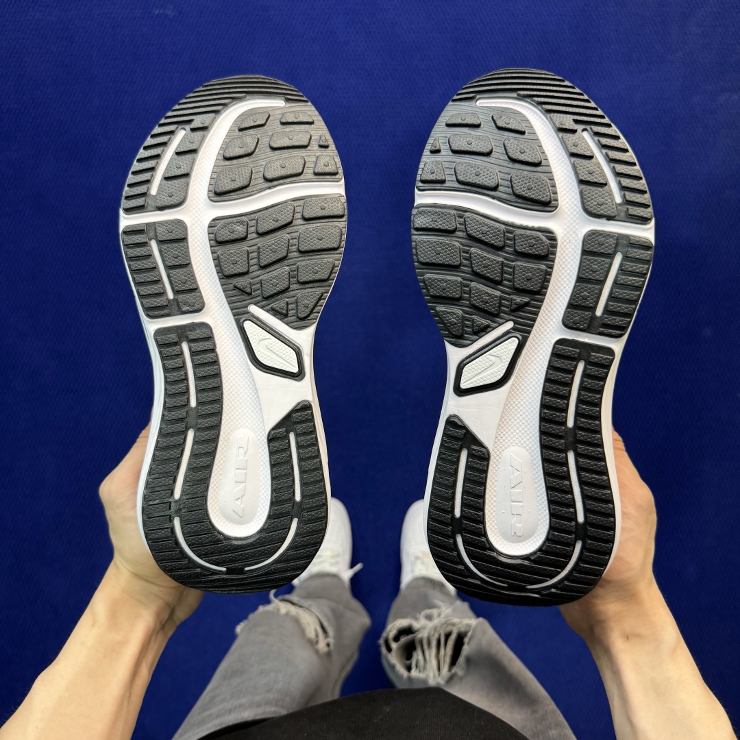 大厂纯原1:1！Nike Winflo 12 跑步鞋公司级 第1色: 黑色货号：HV9272-002 尺