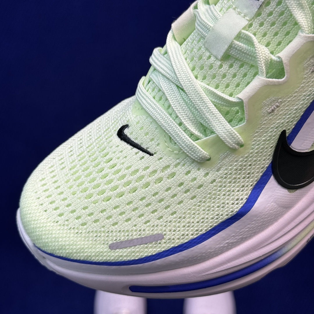 大厂纯原1:1！Nike Winflo 12 跑步鞋公司级 第3色: 白绿货号：HV9272-700 尺