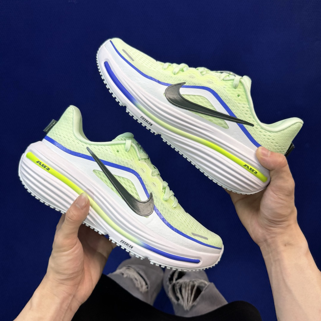 大厂纯原1:1！Nike Winflo 12 跑步鞋公司级 第3色: 白绿货号：HV9272-700 尺