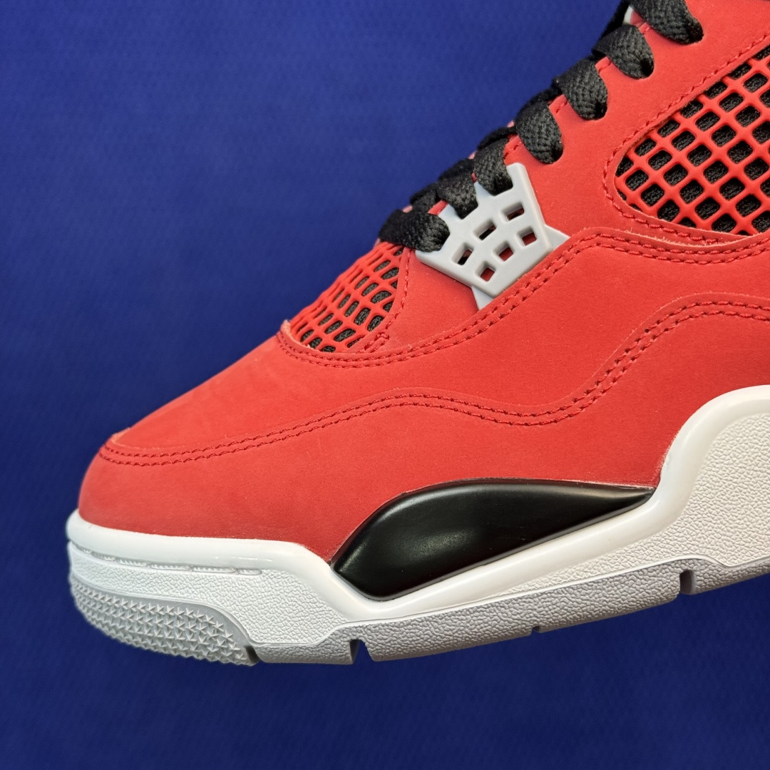 AJ4 复刻红色公牛