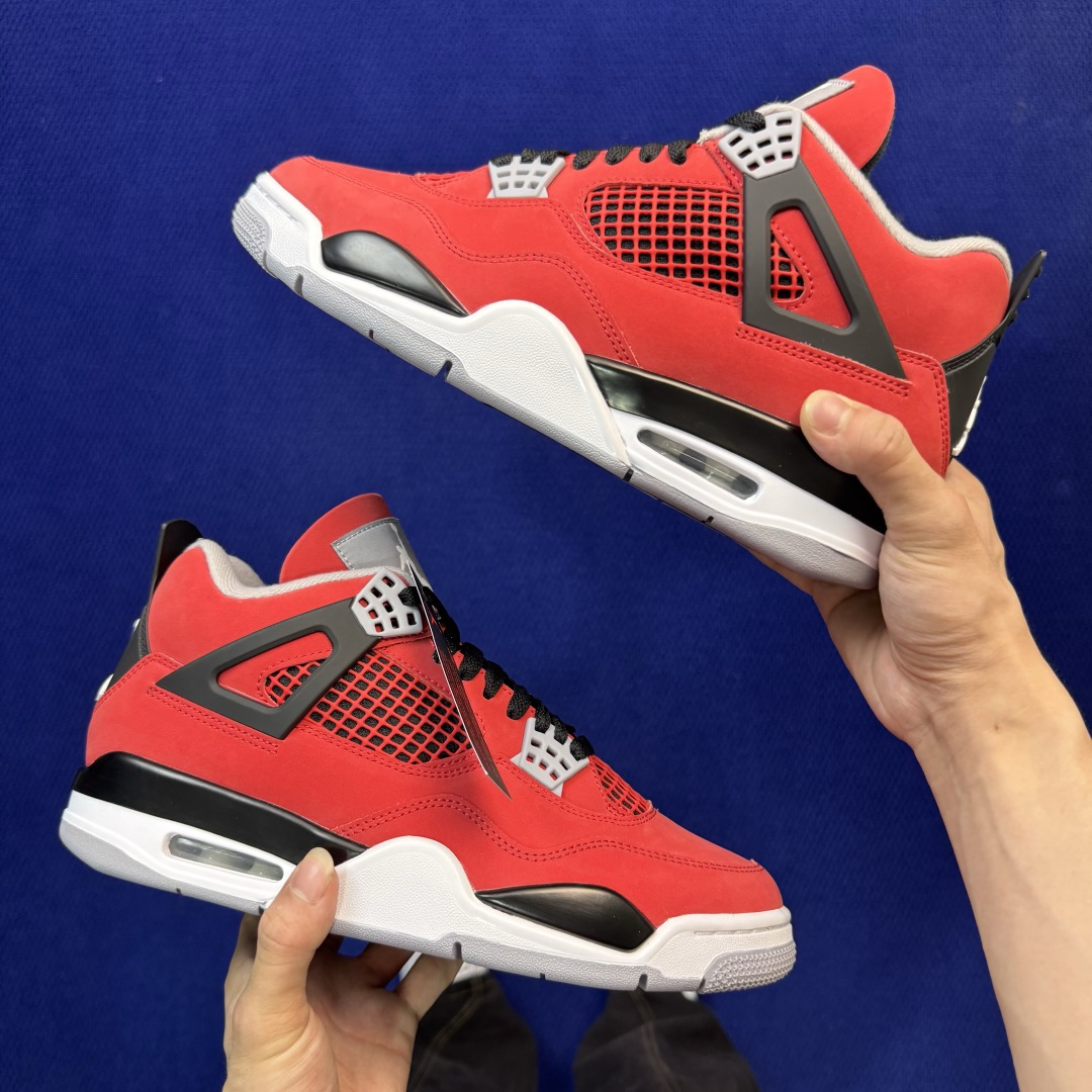 AJ4 复刻红色公牛
