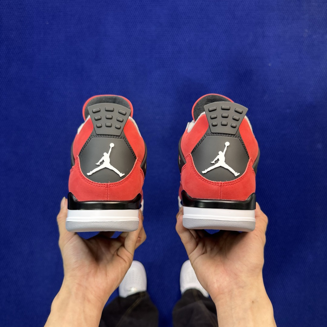 AJ4 复刻红色公牛