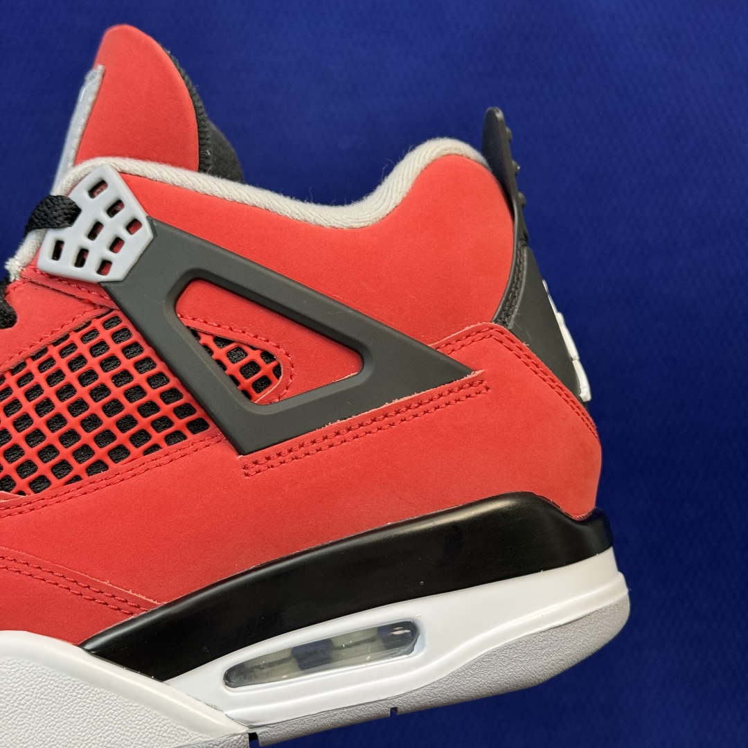 AJ4 复刻红色公牛