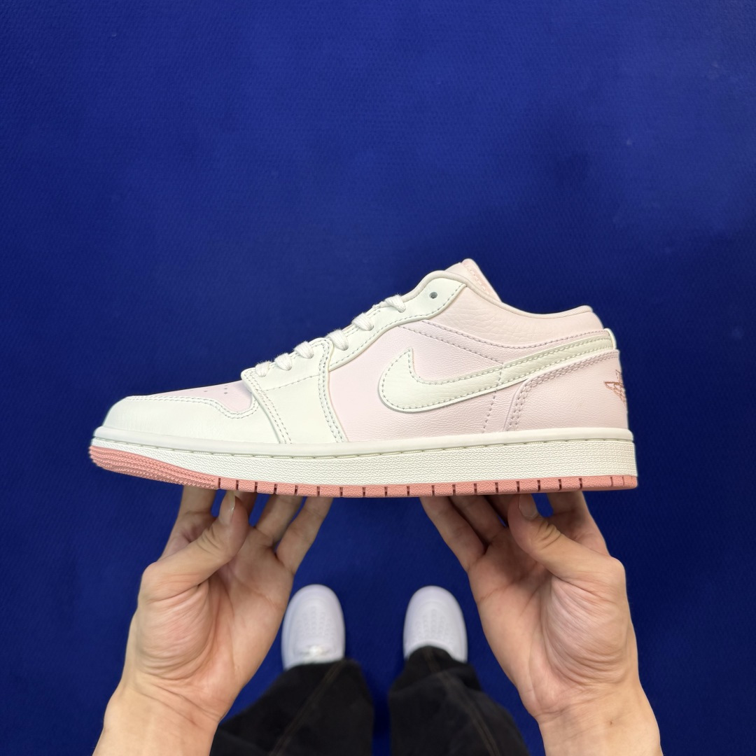 Air jordan 1 low 107