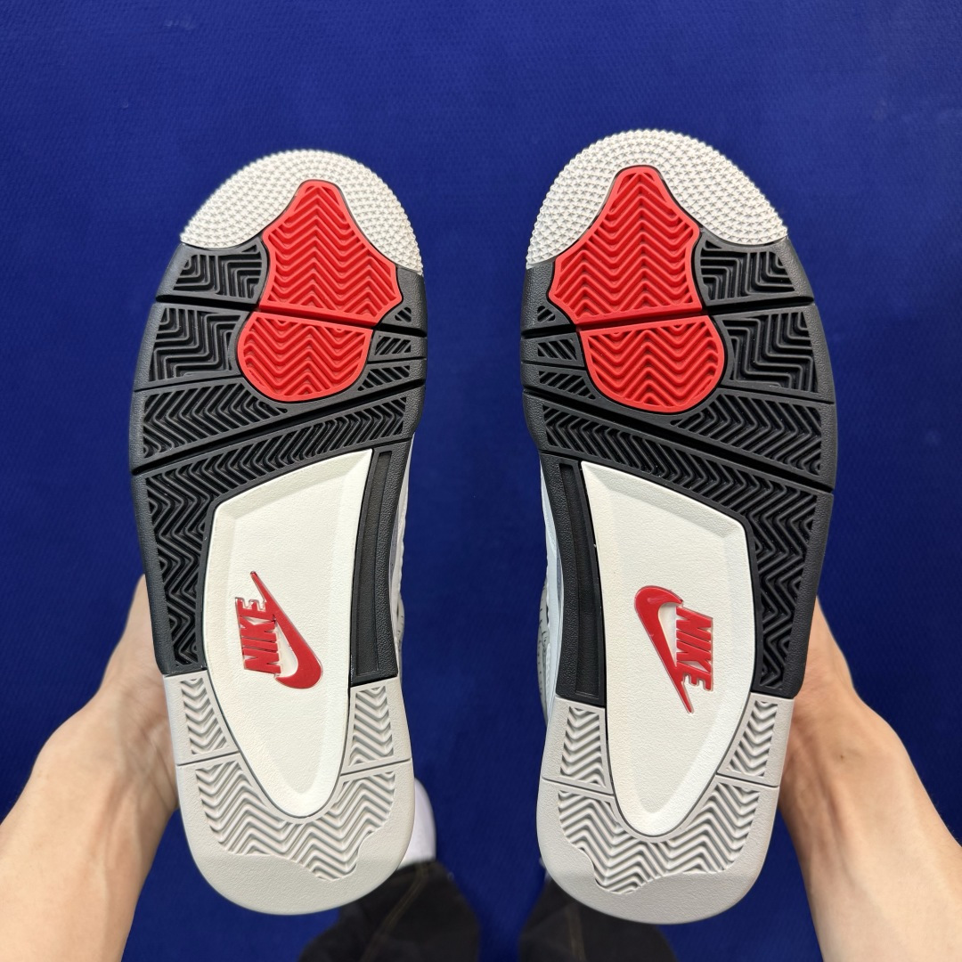 顶级性价比 aj4系列 第19色:灰水泥全头层纯原大厂品质！货号：FV5029-100 尺码40-47.