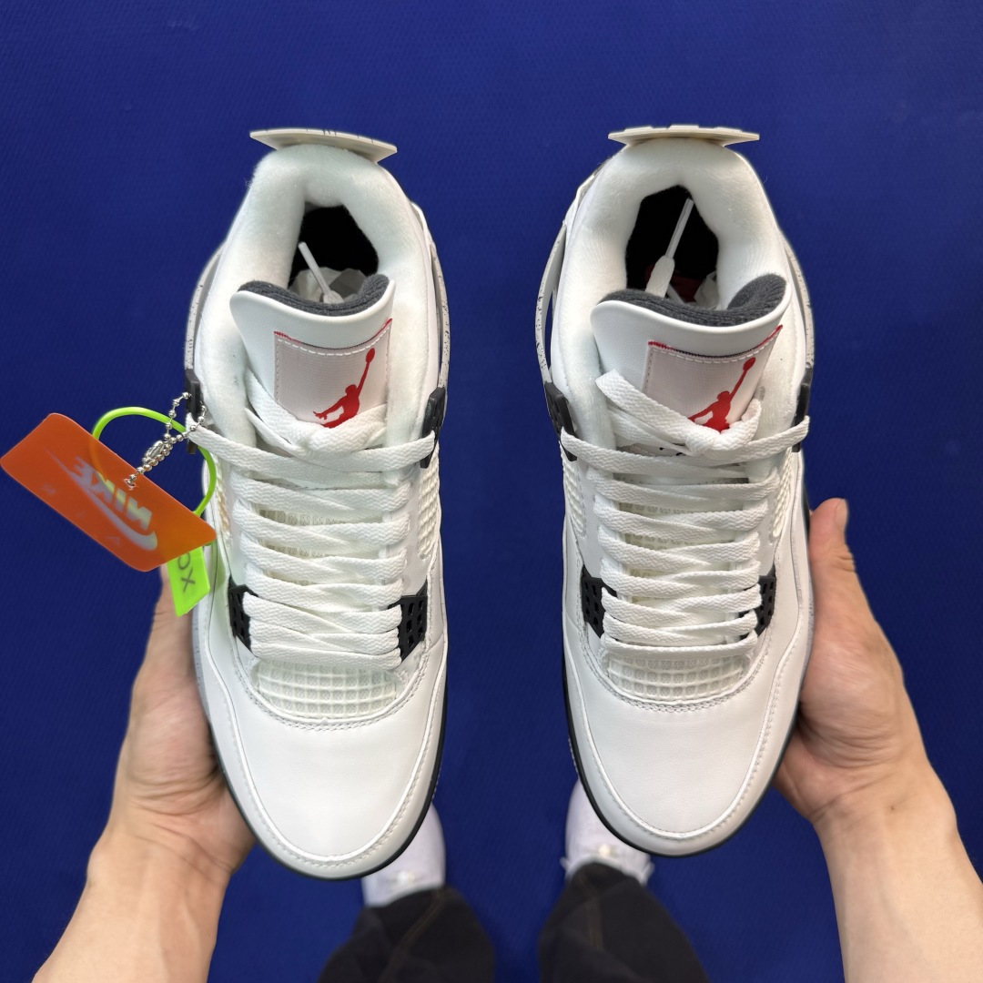 顶级性价比 aj4系列 第19色:灰水泥全头层纯原大厂品质！货号：FV5029-100 尺码40-47.