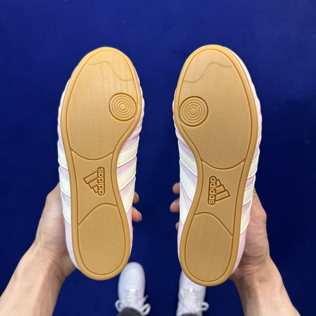 adidas originals Taekwondo 跆拳道训练鞋货号：JR3955 全包鞋舌粉米色尺码