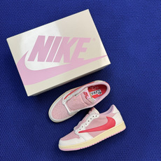 Travis Scott x Air Jordan Low OG 粉倒钩 Tropical Pink 低 Travis Scott x Air Jordan Low OG 粉倒钩 Tropical Pink 低
